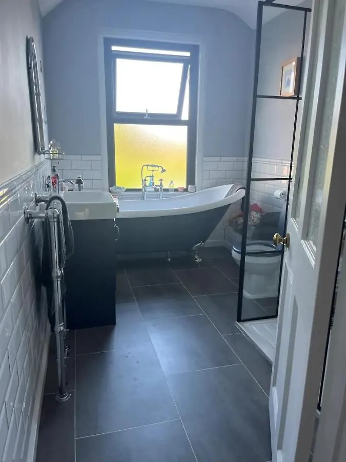 Charming 3Bd House Wprivate Garden - Bristol 빌라 영국